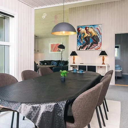 6 Person Holiday Home In Hejls-By Traum بيت للعطل *