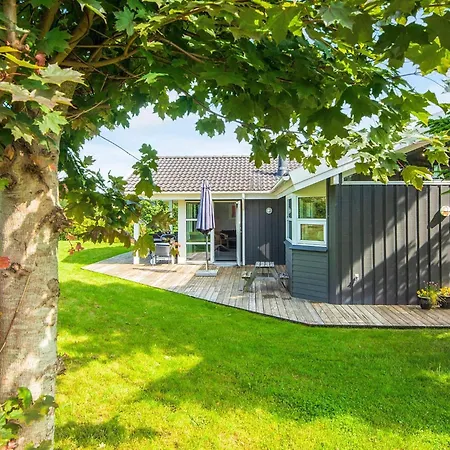 6 Person Holiday Home In Hejls-By Traum Hejls